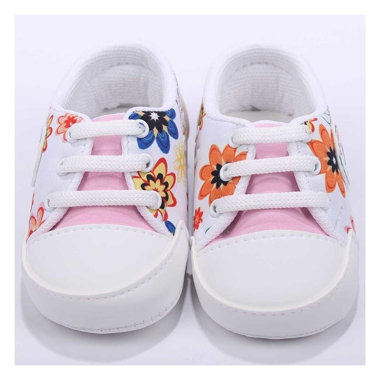 

Baby Girl Pink White Floral Patterned Lace-Up Shoes