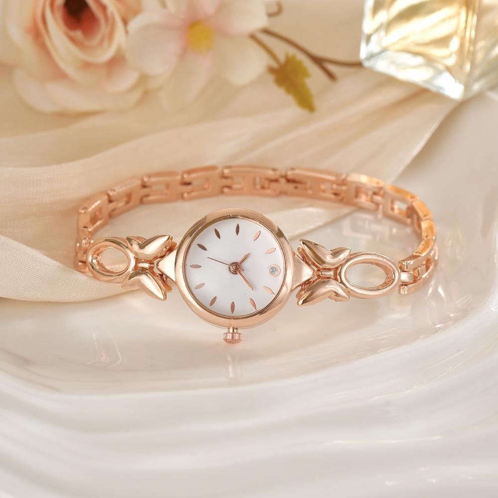 Exquisite Butterfly Chain Small Gold Bracelet Watch for Women Girl Simple Fashion Student Watches Quartz Wristwatches Gifts