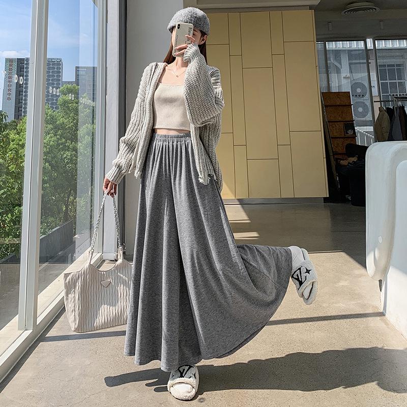 

Sticky Rice Women’s Wide Leg Pleated Culottes Skirt - Spring/Autumn 2024 2XL