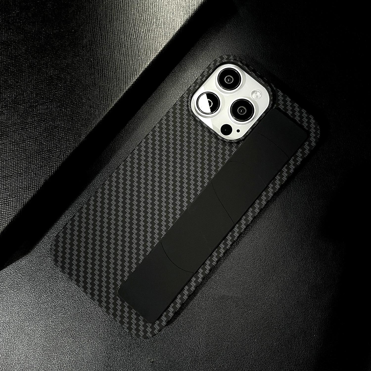 

For Carbon Fiber for IPhone16 Wristband Phone Case for Apple 15pro Business Phone Case Premium For iPhone16