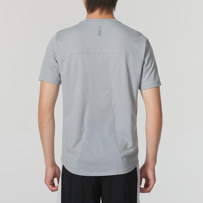 Under Armour Solid Color Breathable Running Fitness Training Comfortable Short Sleeve T-Shirt Men tops Gray 1371129-011
