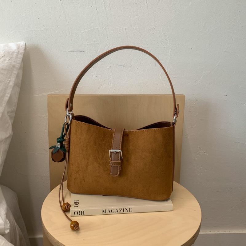 Vintage Maillard brown small bag 2025 new casual versatile women's messenger bag exquisite portable bucket bag
