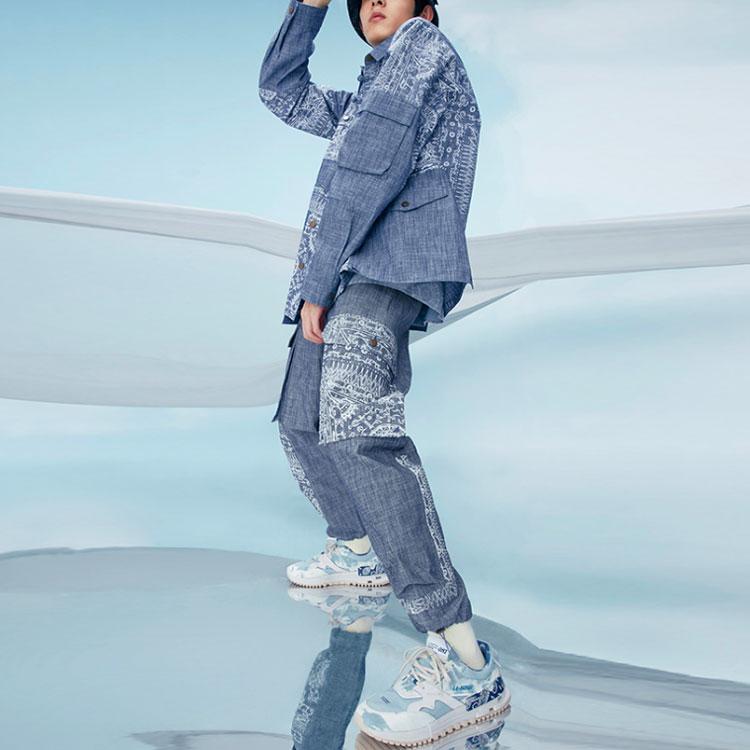 Li Ning Sports Fashion Series Pattern Print Drawstring Cuffed Woven Denim Pants Men Pants Hometown-Blue AJER005-1