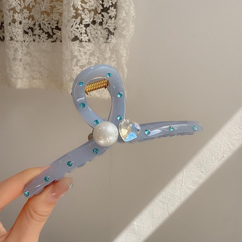 

Korean Crystal Heart Pearl Cross Hairpin for Women, Minimalist and Elegant Hair Clip, High Quality