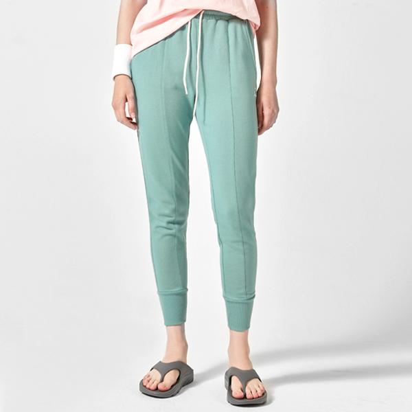 AKIII CLASSIC Semi-Slim Fit Light A-Logo Training Jogger Pants Mint