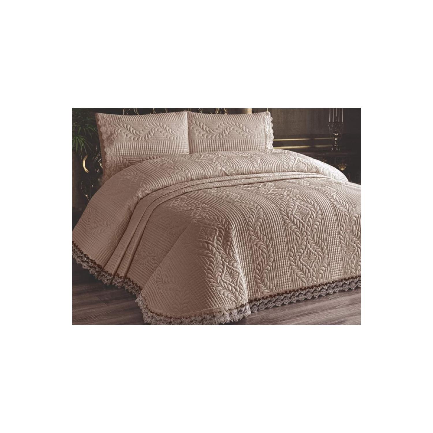 

Linda Double Bed Cover чистий
