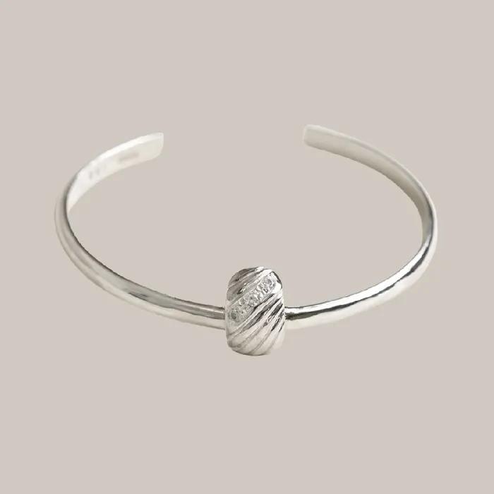 Melody Line Bangle Bracelet silver 16-17cm