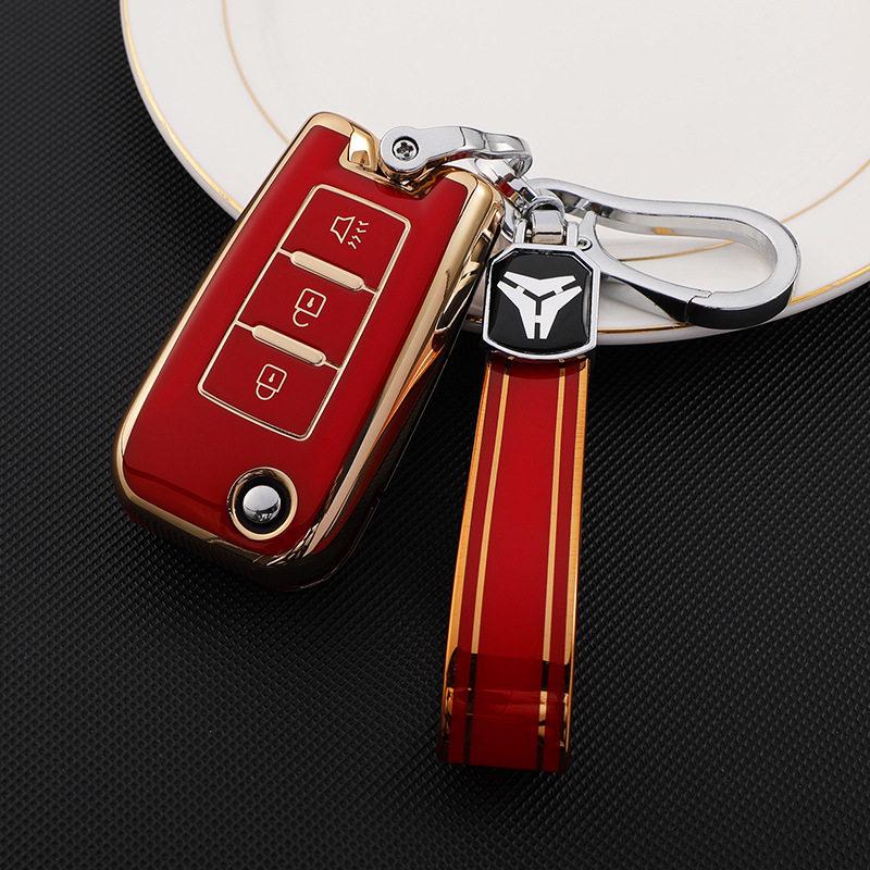 Gold-Edged TPU Key Case for Dongfeng Venucia D60/T70/M50V - Soft Rubber, 3-Button Protection for Men & Women