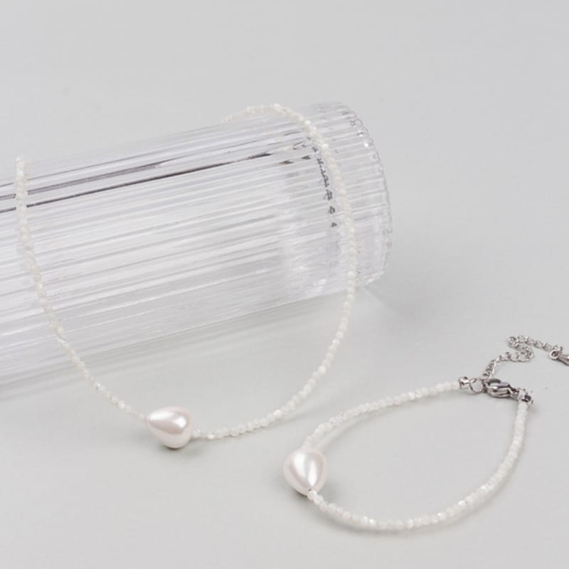 AUGUST ALICE Hola Beach Droplet Pearl Mother-of-Pearl Bracelet