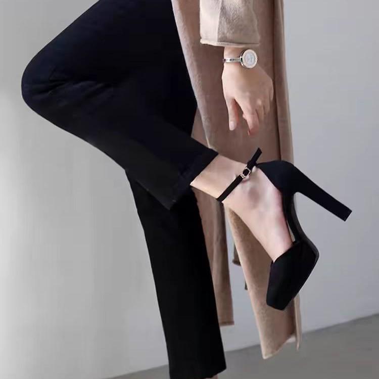 

Женские 2025 Новые Водонепроницаемые Туфли на Высоком Каблуке и Платформе - Черные Туфли Профессиональные с Вырезами и Одним Ремнем 34