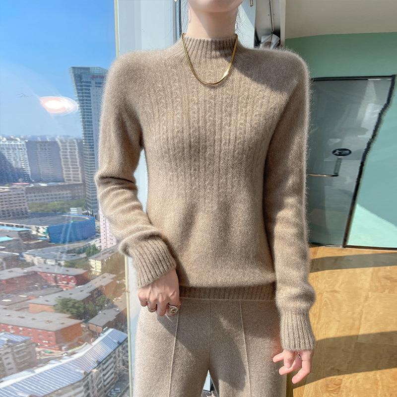 Thickened Half-high Neck Sweater for Women In Autumn and Winter New Skin-friendly and Warm Twisted Flower Cashmere Knitted Sweater Base Shirt
