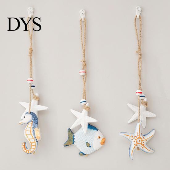 Hanging Sea Creature Display Mediterranean Nautical Wall Decor, Handcrafted Wooden Ocean Style Ornaments, Decorative Pendants with Animal Cotton Rope