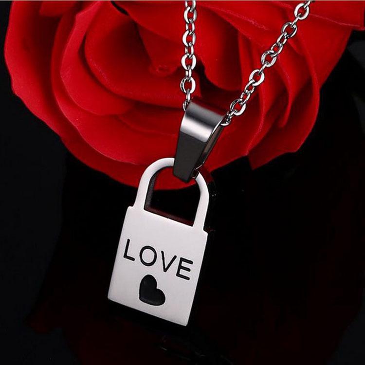 Qixi Festival Valentine's Day Couple Love Lock Key Pendant Necklace