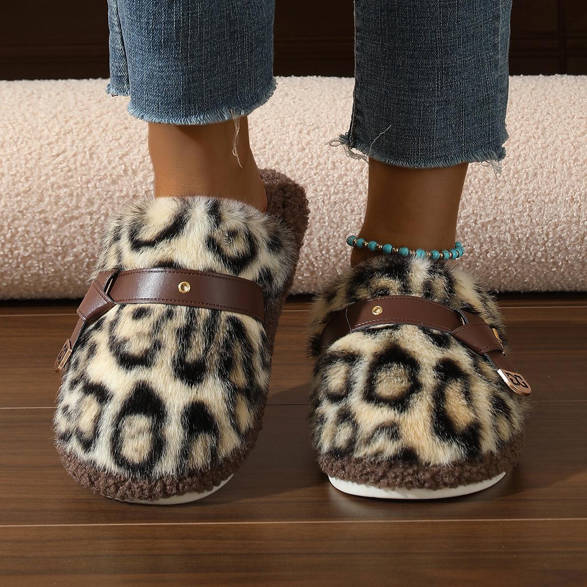 

Женские домашние теплые и нескользящие плюшевые тапочки с леопардовым принтом 40-41 белый