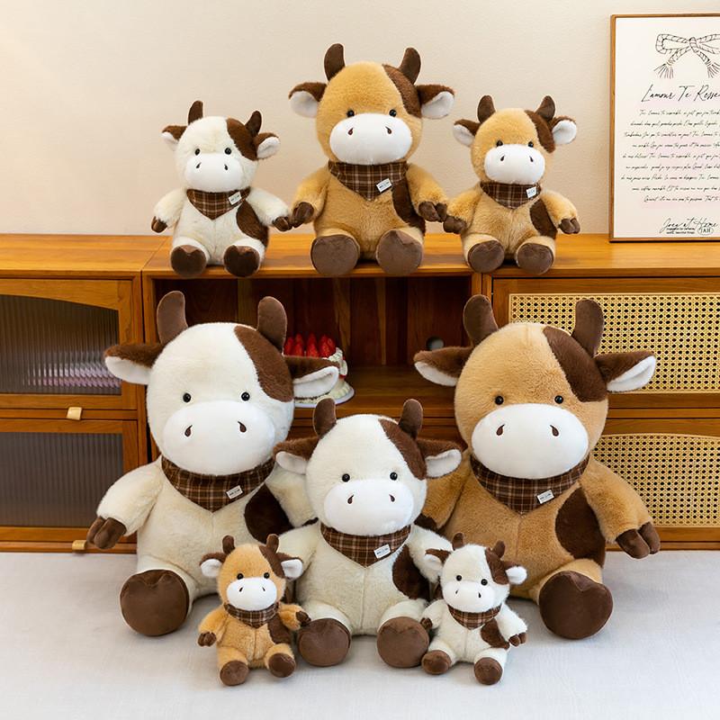 Garden Style Plush Cow Toy With Short Pile Fabric For Childrens Gift And Room Decor