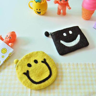 Wool Smile Pouch (2 Types)