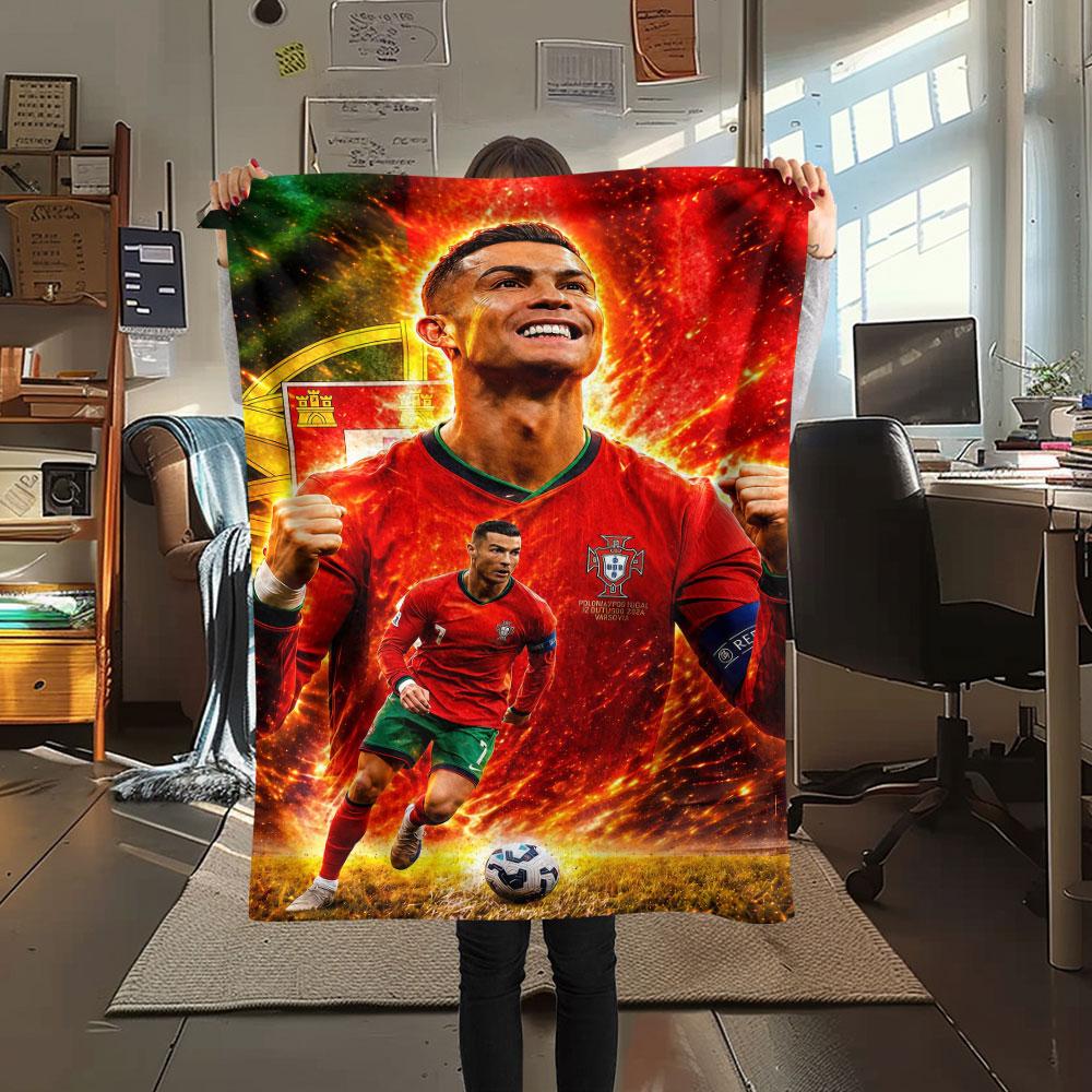 1PC CR7 Cristiano Ronaldo Patterned Flannel Blanket Suitable For All Seasons for Home Decor Warmth and Comfort Gifts Holiday Present