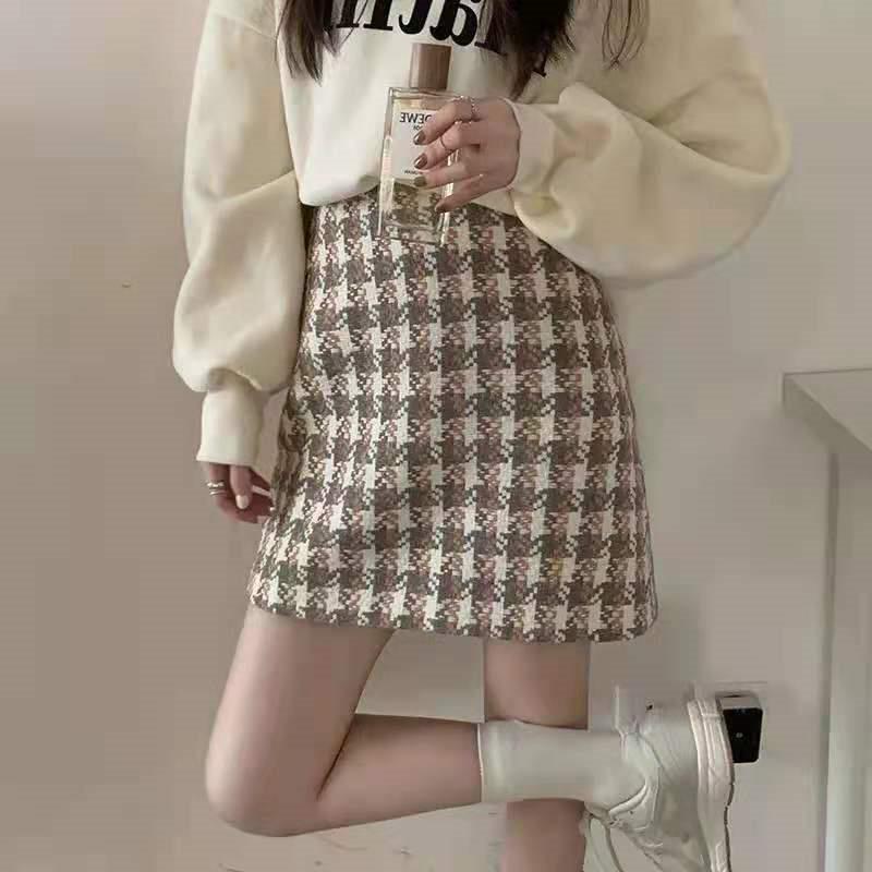 Women's Spring/Summer Petite Fleece Sweatshirt + Woolen A-line Skirt Two-Piece Set