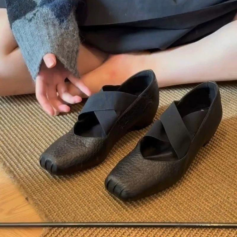 Fashion Single Shoes Autumn New Square Toe Mid-mouth One Strap Anti-slip Wear-resistant Low Heel Shoes