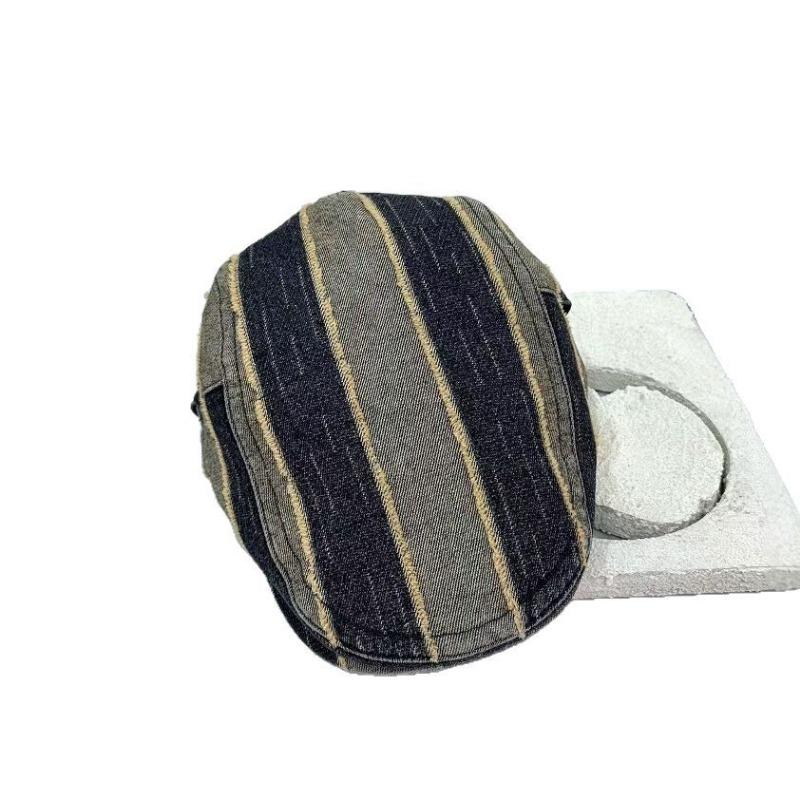Spring and summer literary and retro beret female niche street versatile curved brim forward hat male painter hat