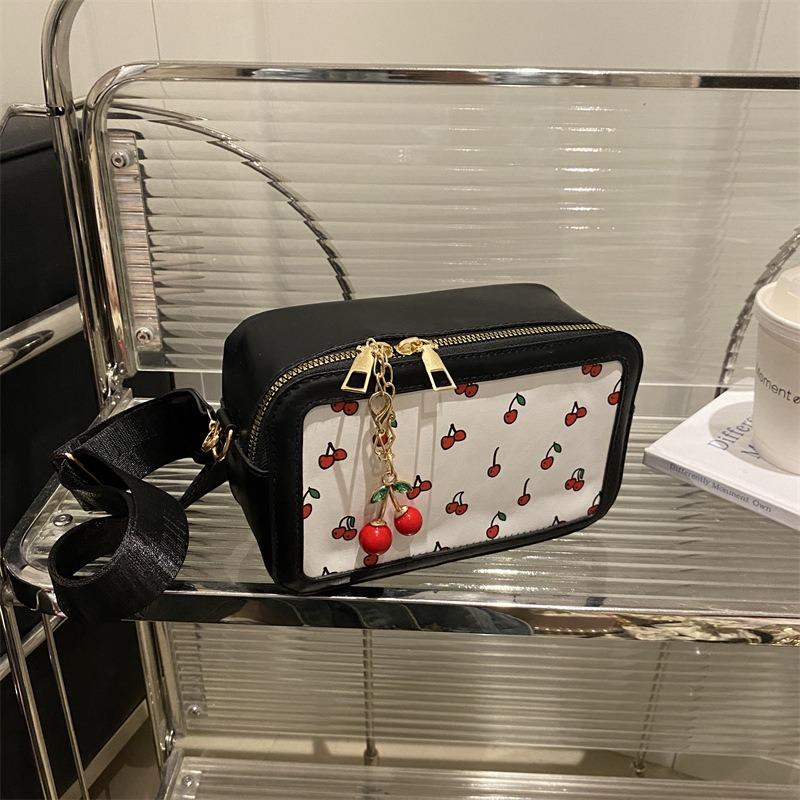 New trendy girl handbag fashion commuter cherry tote bag simple printing shoulder camera bag