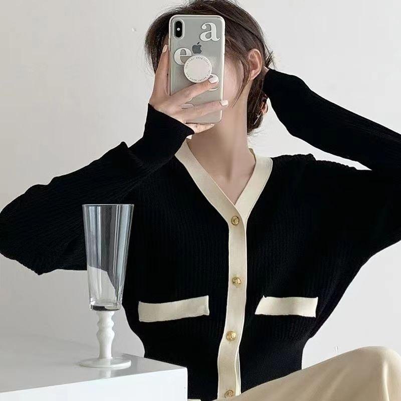 Spring and Autumn Women's Cardigan Sweater Loose V-neck Sweater Knitted Sweater