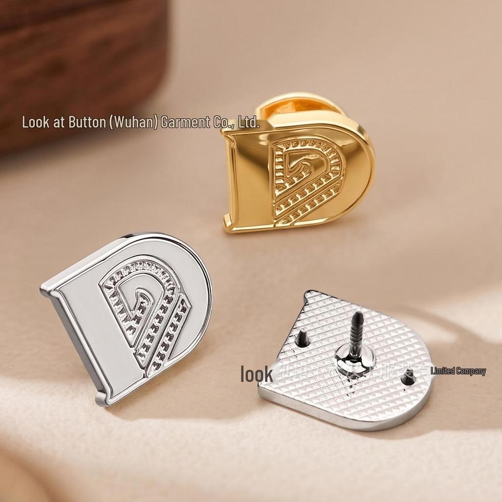 Elegant Multi-Color 'D' Brooch: Unisex Lapel Pin for Suits, Versatile and Stylish