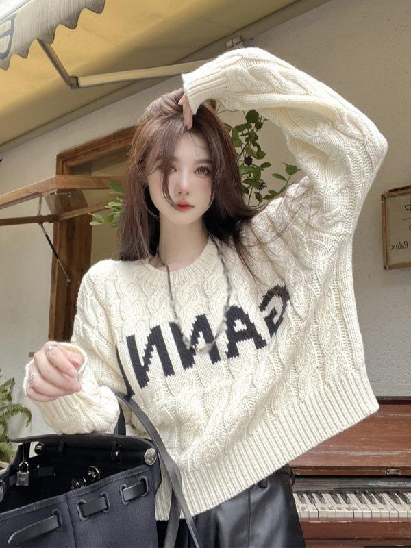 Women's Cozy Cable Knit Letter Sweater: Autumn/Winter Loose Round Neck Knitwear