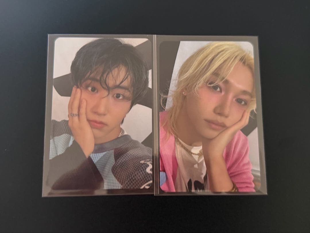 

[USED] Stray Kids Han, Felix trading cards as bonus merchandise at the Ancon venue