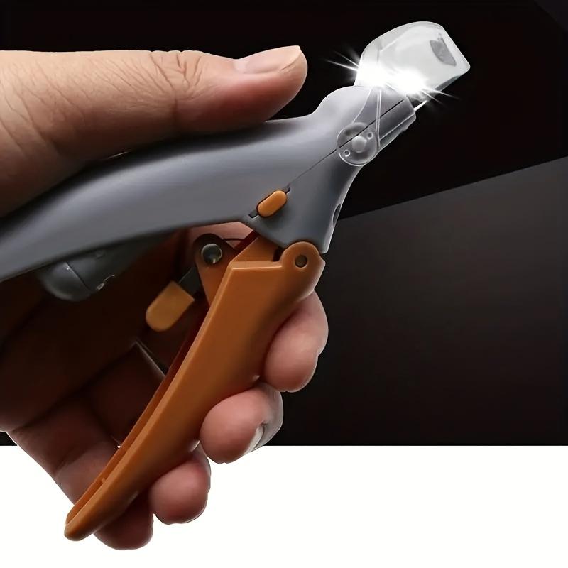 Illuminated Pet Nail Clipper, 5X Magnification Pet Nail Scissor Safe with LED Light, Pet Grooming Nail Care Tool Great for Dogs
