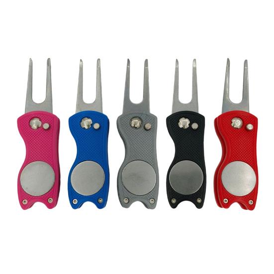 Golf Divot Reparaturwerkzeug Magnetischer Ballmarker Faltbares Green Fork Werkzeug Golf Zubehör Männer Frauen Golfer Enthusiasten Geschenk
