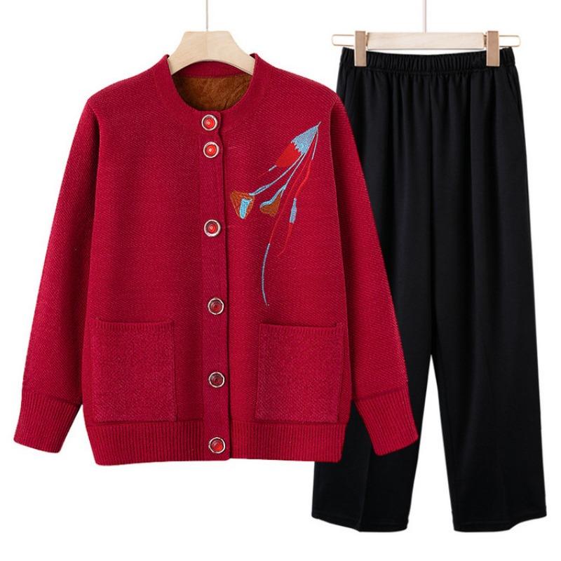 Medium-sized elderly autumn clothing female mother clothes new elderly sweater spring and autumn grandma jacket top