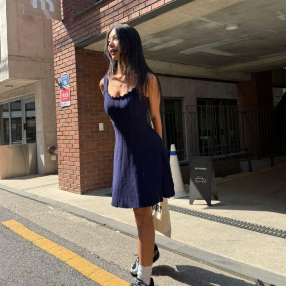 New Arrivals Open Run Women Wave Pattern Slim Fit Ribbed Knit Dress