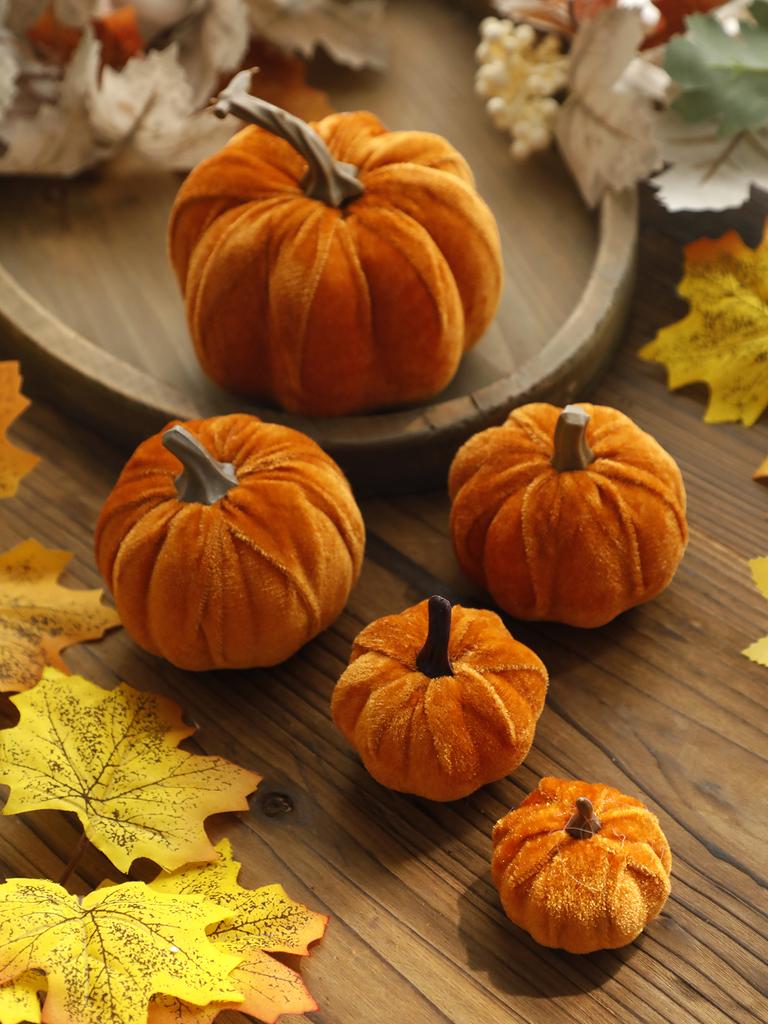 Velvet Artificial Pumpkins Decoration Brown Pumpkin Decor for Fall Halloween Thanksgiving Autumn Harvest Home Decorations Gift