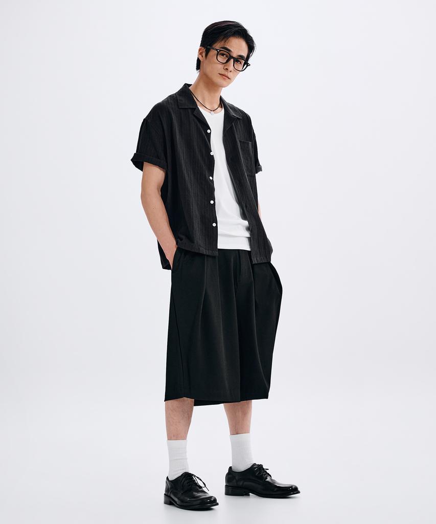TAKEASY Crinkle Open Collar Half Shirt (Black)