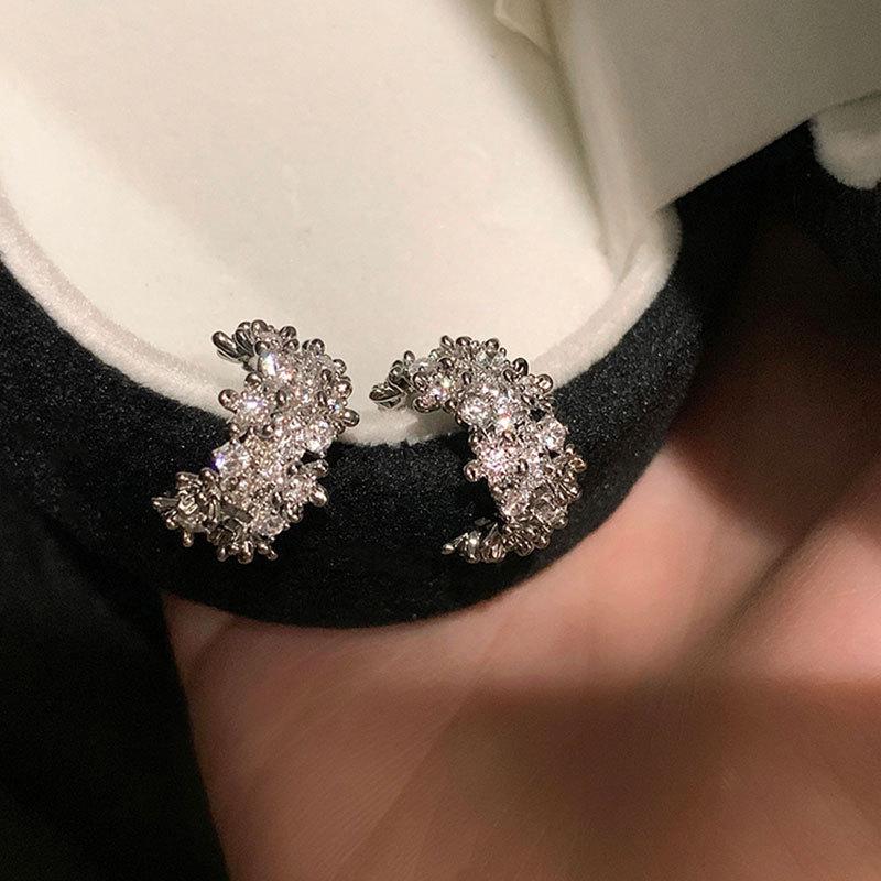 

Элегантные серьги-пусеты с цирконом в виде цветов - Женский универсальный и нежный модный аксессуар