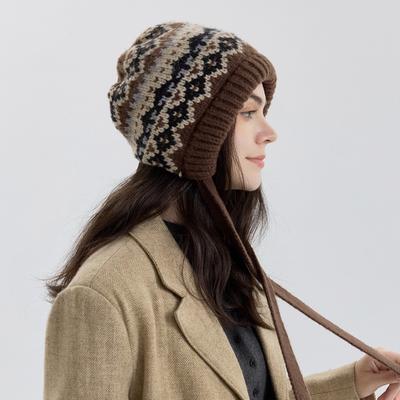 Fair Island Knitted Straps, Bags, Caps, Sleeves, Ear Protectors, Windproof and Warm, Men's and Women's Autumn and Winter Wool Hats, French Hats