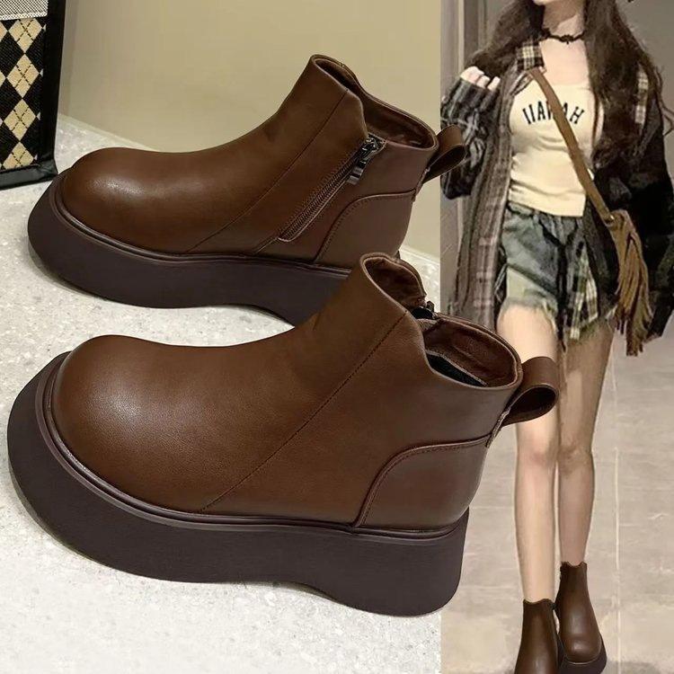 Soft leather thick-soled short boots, new big-headed muffin bottom in autumn and winter, retro small boots with velvet.