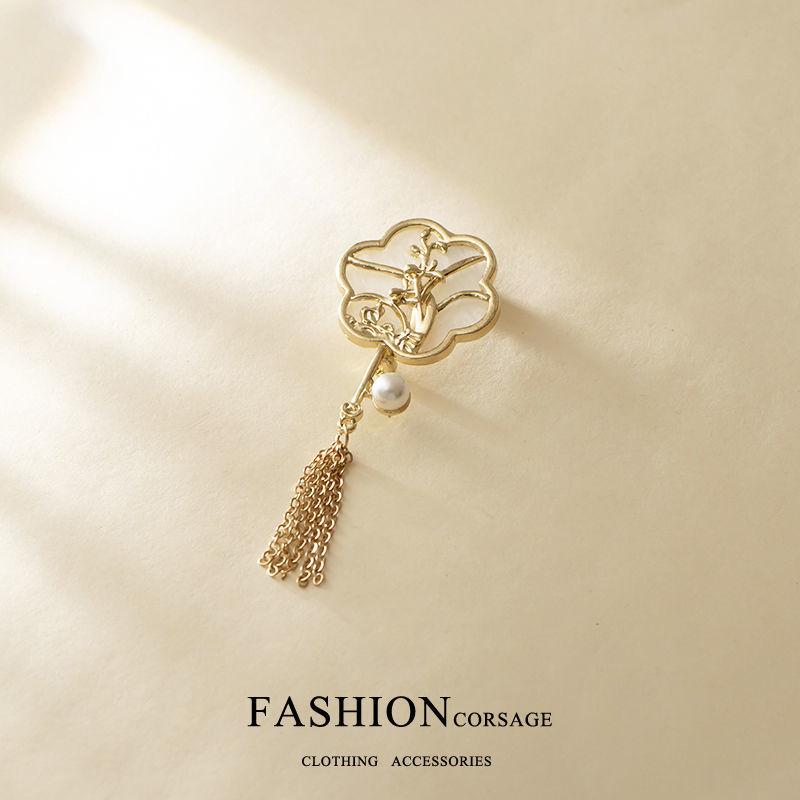 Elegante Schmetterlingsbrosche mit Perle – Damen-Modeschmuck-Anstecknadel von hoher Qualität