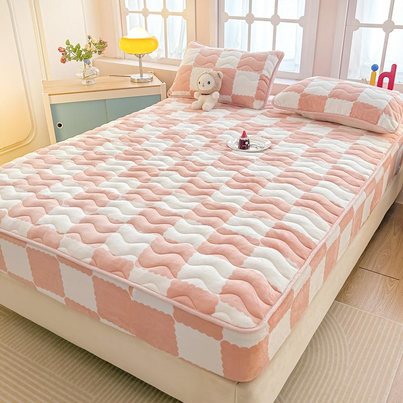 Milk fleece mattress cover fleece thickened padded cotton autumn and winter coral flannel mattress protective cover bedspread cross-border wholesale