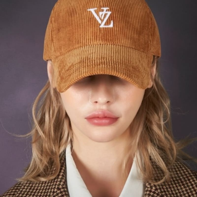 

VARZAR 3D Monogram Logo Corduroy Overfit Ball Cap Brown FREE