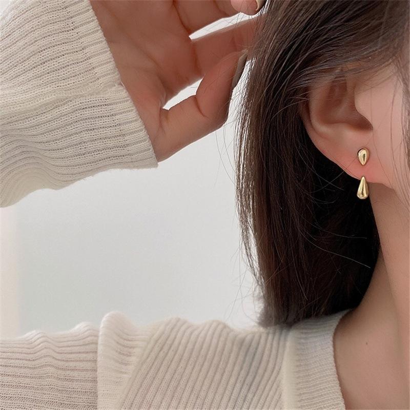 Minimalist Style Water Drop Earring Women Temperament Compact Glossy Ear Stud Personality Party Earring Accessories