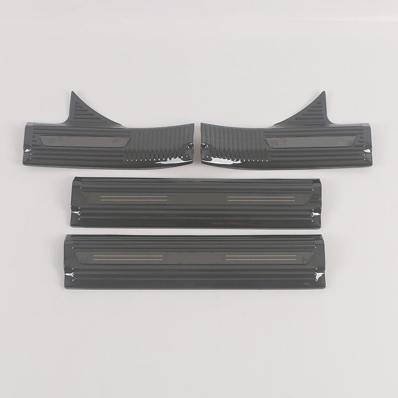 Geely 23 Galaxy L7 Stainless Steel Threshold Decorative Stickers & Anti-Scratch Welcome Pedal Trim
