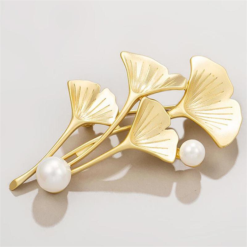 Beautiful Rose Flower Brooches Collection For Women Lady Elegant Flower Pin Summer Design Party Valentine Day Gift