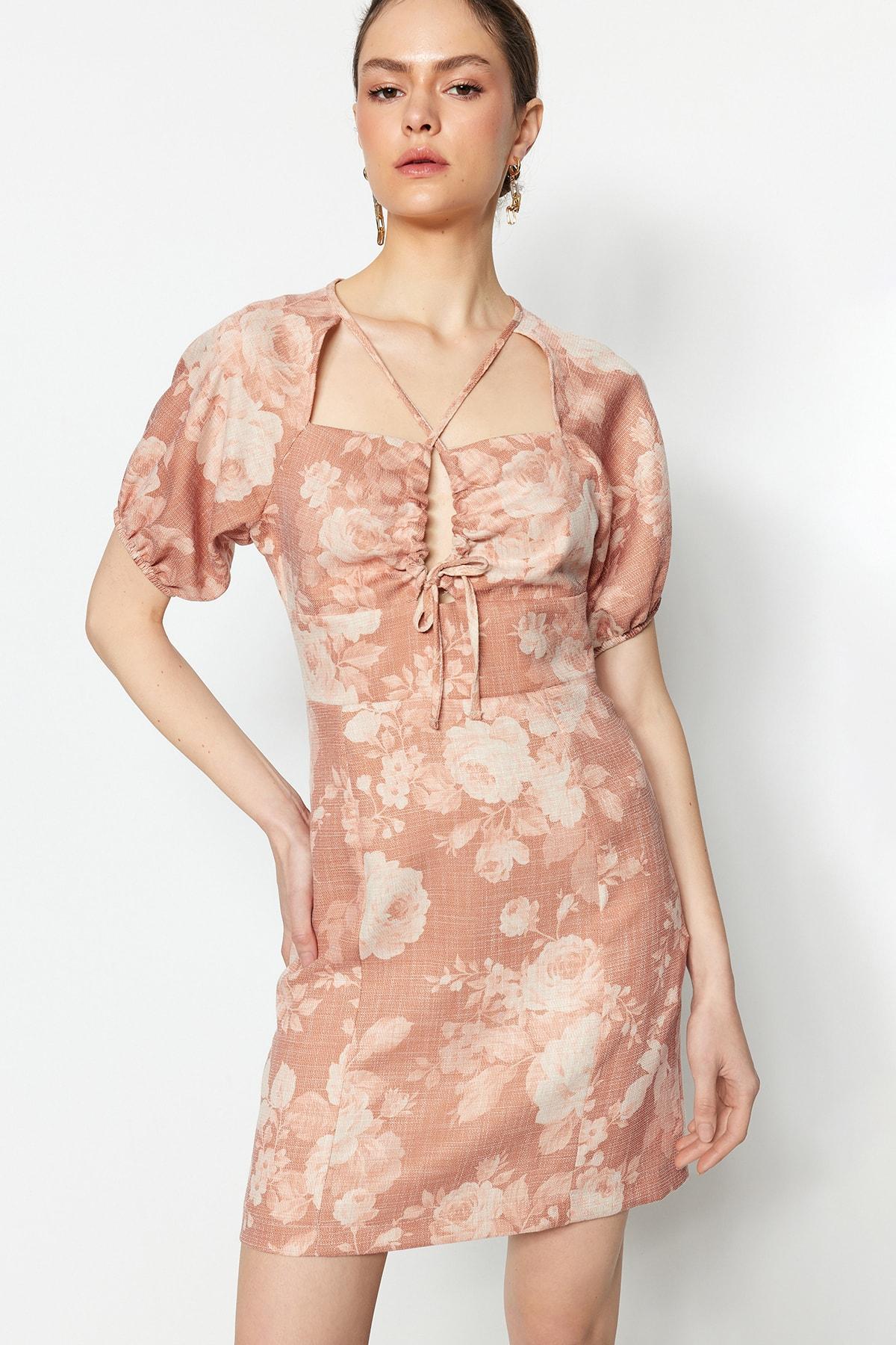 

Мини-платье из льняной ткани светло-коричневого цвета с завязками TWOSS23EL00024..