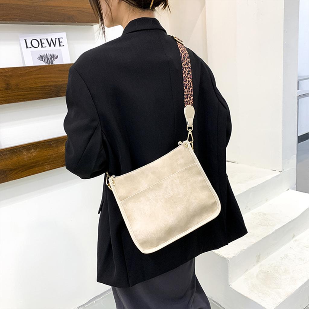 Vintage Marble Print Crossbody Bag for Women Lightweight Large Capacity PU shoulder bag with Leopard Strap for Daily Use