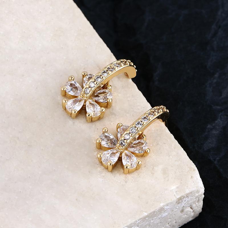 Golden Gentle And Sweet Petal Zircon Stud Earrings, A Daifa Mori Niche Temperament Curved Hook Flower Earrings