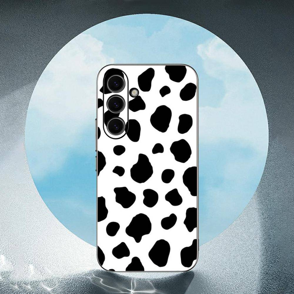 Cute Cartoon Black and White Cow For Samsung Galaxy S23 S24 S25 Ultra S22 Plus S21 Black Soft Case Waterproof Soft Case