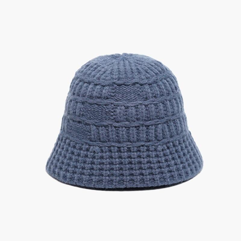 Женская панама с вязаным узором в бежевом цвете beige