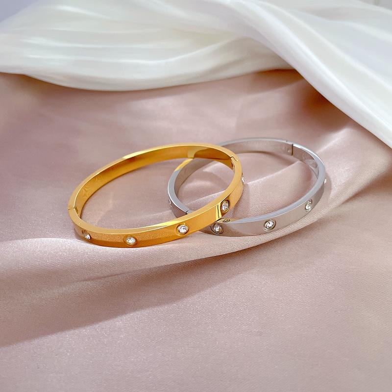 Stainless Steel Eight-Pointed Star Bracelet Women Men high quality 18K gold-plated Not fading Gift Bracelet